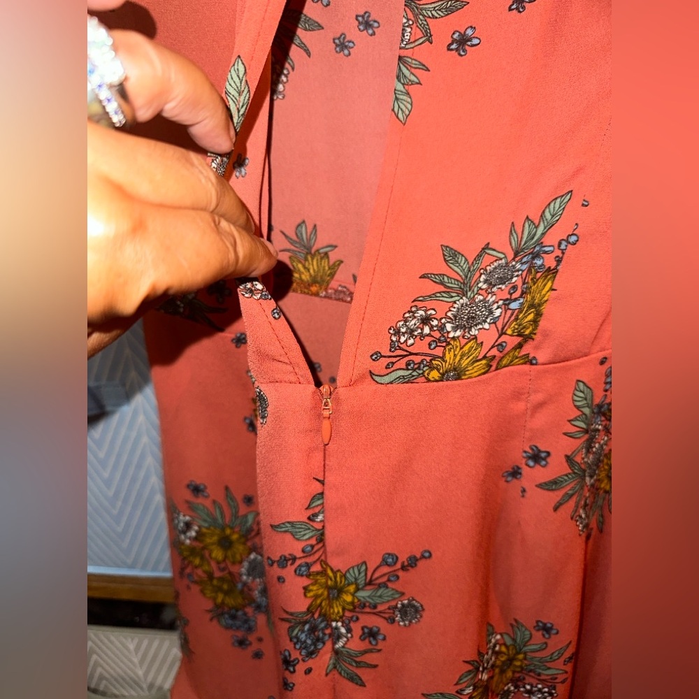 URBAN OUTFITTERS Floral Romper in Coral - Picture 7 of 10